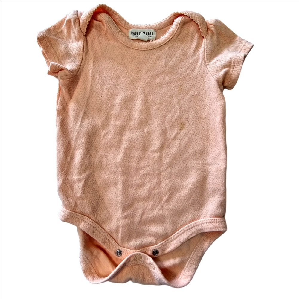 ✨ 3/$10✨ Rabbit & Bear Peach Onesie Bodysuit